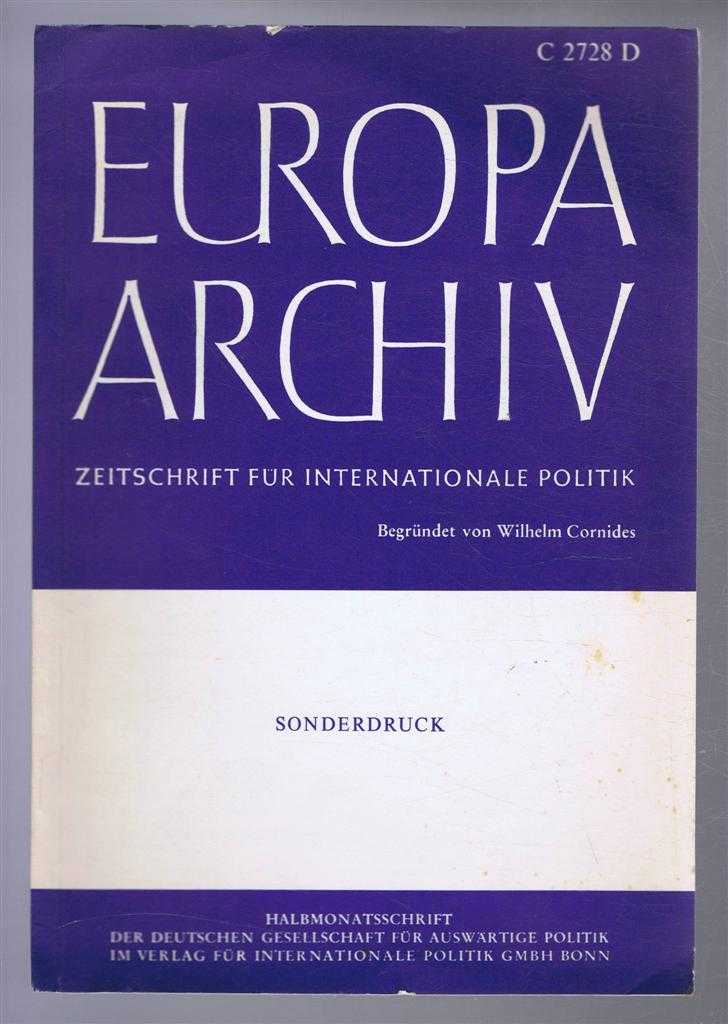 Benjamin C Roberts - Europa Archiv - Zeitschrift fur Internationale Politik (Europe Archive - Magazine for International Politics) C2728D