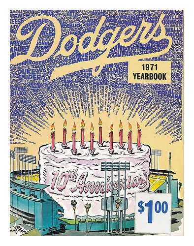 LOS ANGELES DODGERS - 1971 Los Angeles Dodgers Yearbook