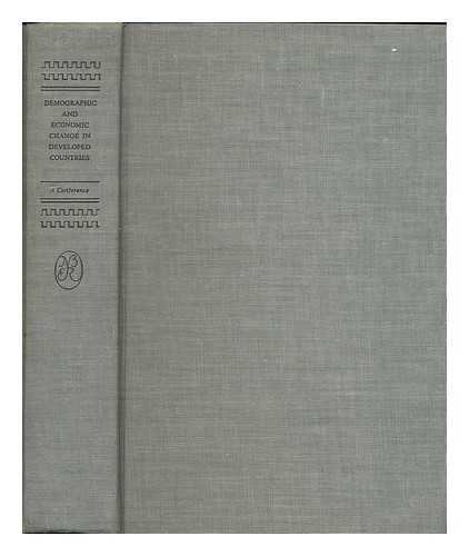 NATIONAL BUREAU OF ECONOMIC RESEARCH, NEW YORK - Demographic and economic change in developed countries : a conference of the Universities-National Bureau Committee for Economic Research / a report of the National Bureau of Economic Research, New York