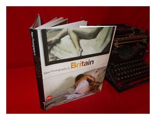 MAGGIA, FILIPPO (EDITOR) - New photography in Britain / edited by Filippo Maggia