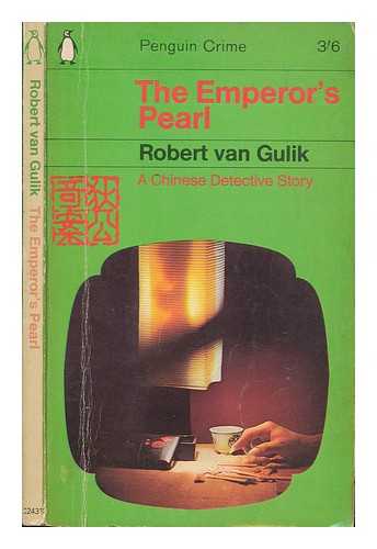 VAN GULIK, ROBERT - The emperor's pearl