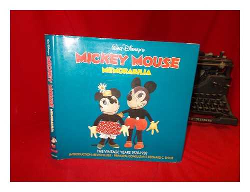 HILLIER, BEVIS - Walt Disney's Mickey Mouse memorabilia : the vintage years, 1928-1938