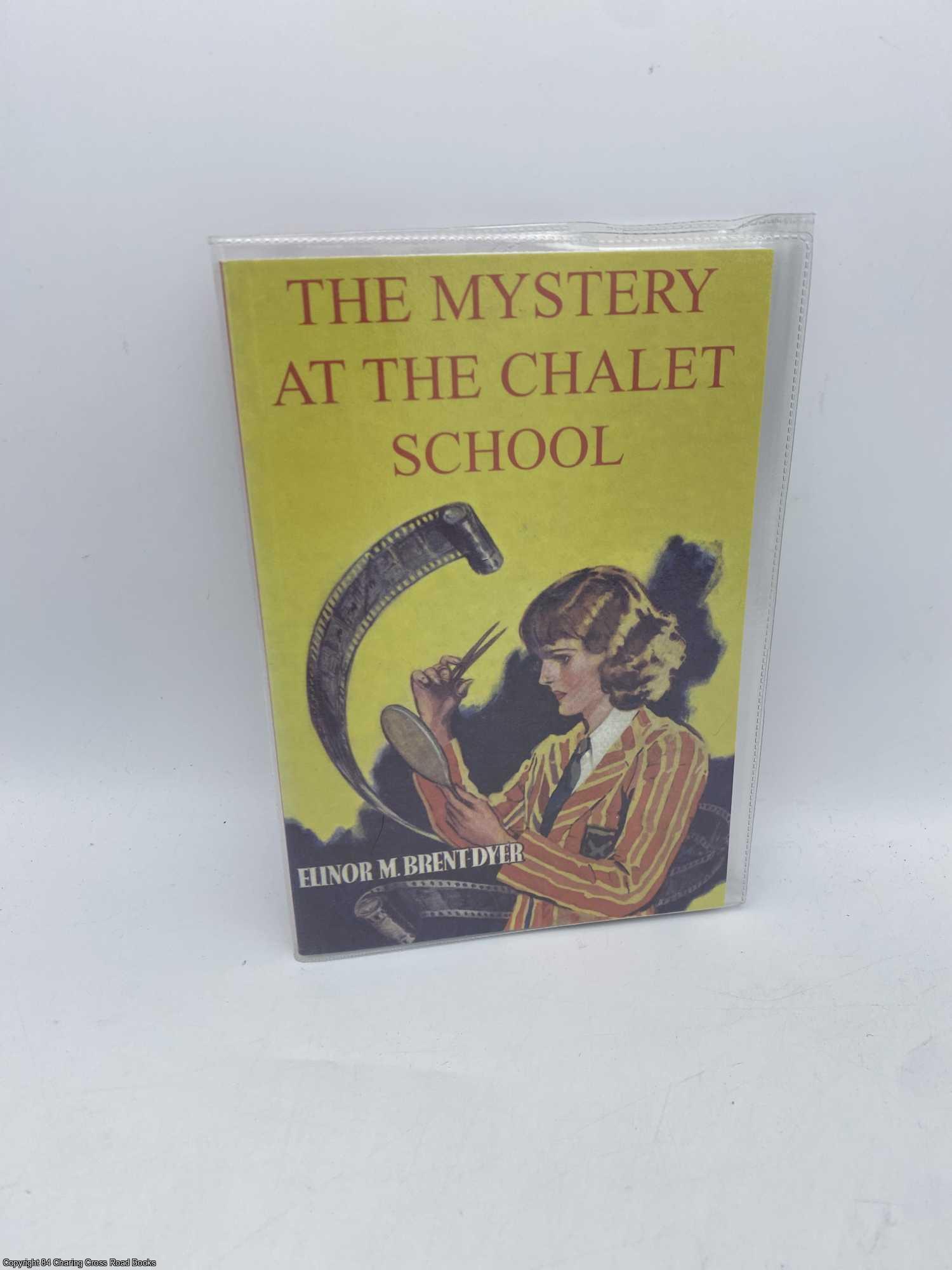 Brent-Dyer, Elinor M. - The Mystery at the Chalet School