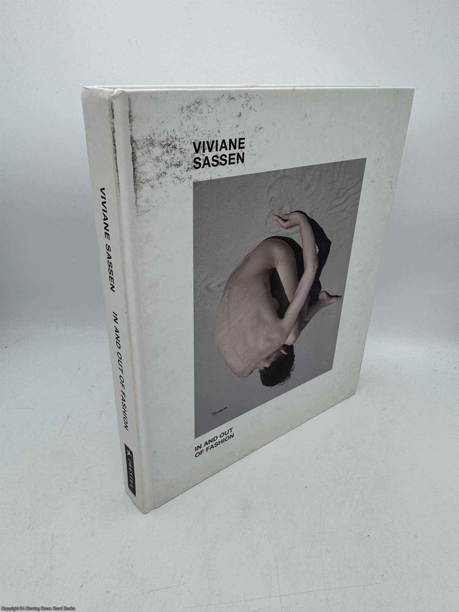Cotton, Charlotte - Viviane Sassen In and Out of Fashion