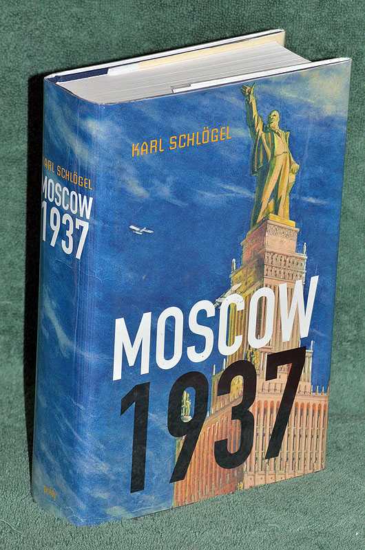 Moscow, 1937 l