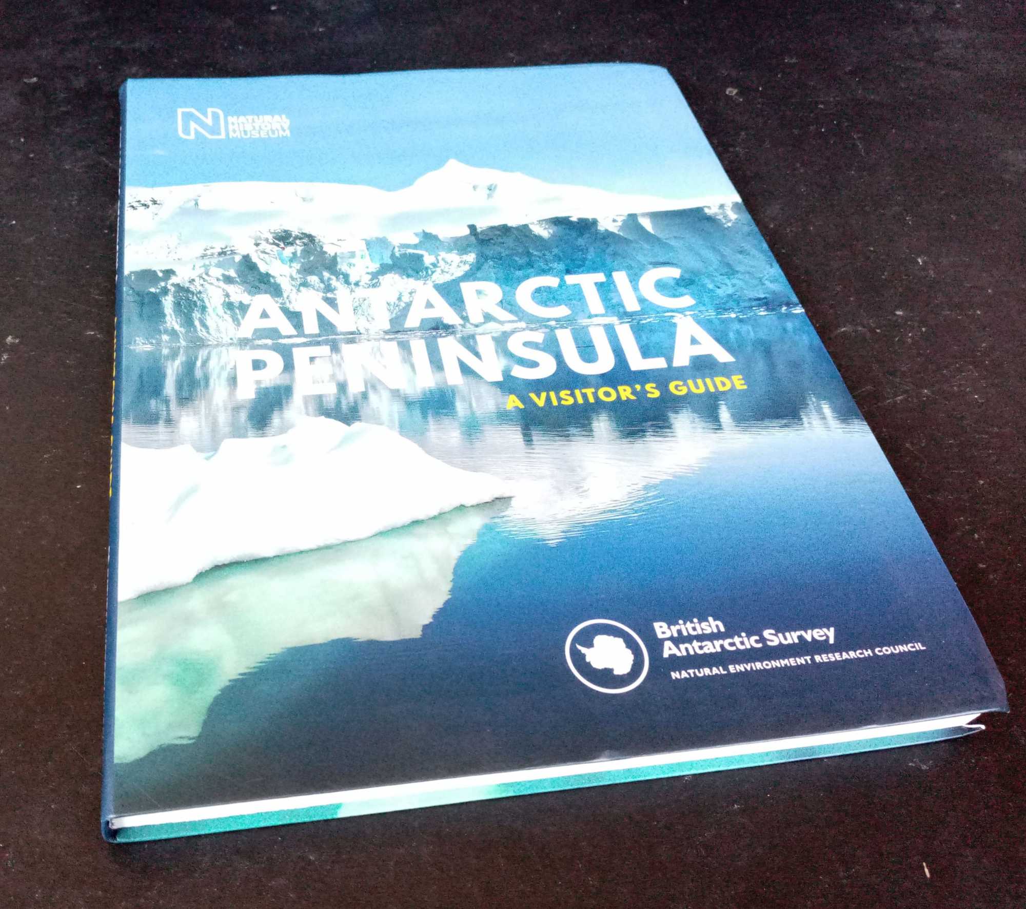 Adrian Fox, ed. - Antarctic Peninsula: A Visitor's Guide